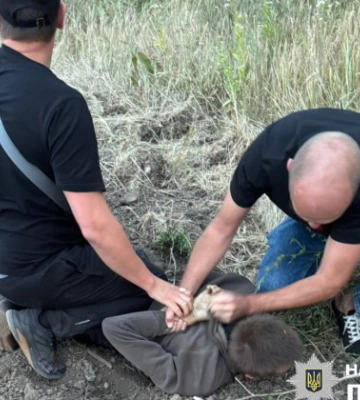У Харкові затримали 18-річного юнака за підпал авто військового за 40 тисяч гривень