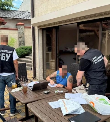 В Одесі чиновники Одеської міськради наживалися на закупівлі оборонної продукції