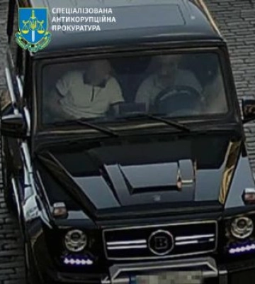 Ексголова Полтавської ОДА, який отримав 176 000 євро хабаря та Mercedes-Benz Brabus, постане перед судом