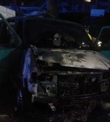 В Киевской области задержали мужчину и женщину, которые сжигали авто военных
