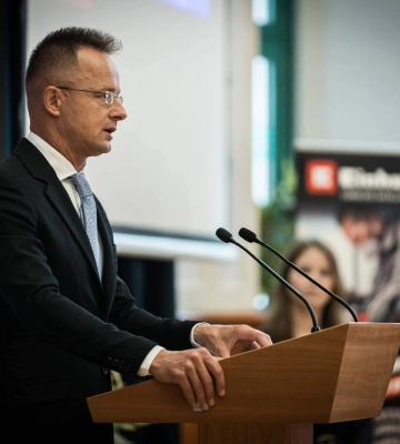 "Все придумали не в Києві": Угорщина звинувачує ЄС в зупинці транзиту російської нафти
