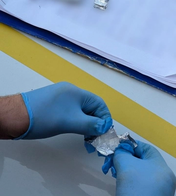 У Черкасах водій, який позбавлений прав керування, зберігав наркотики