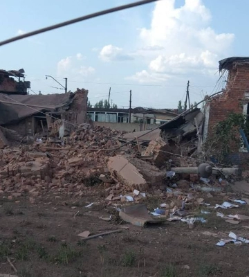 Війська РФ обстріляли Українськ на Донеччині: пошкоджено 30 гаражів та будинки. ФОТОрепортаж