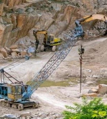 Російський олігарх через санкції втратив родовище граніту в Миколаївській області