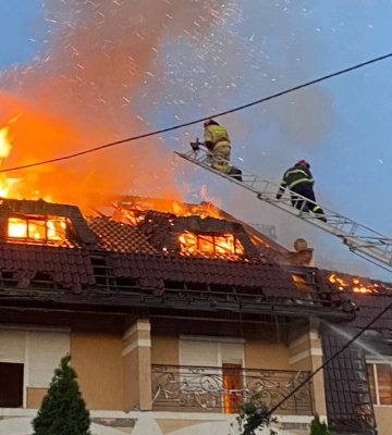 В Ужгороді горів приватний будинок