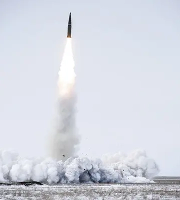 На Миколаївщині пролунав вибух, росіяни атакують Україну балістикою