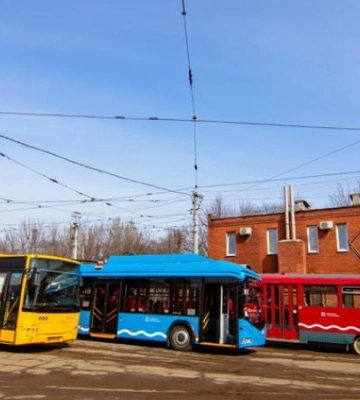 У Дніпрі 1 серпня громадський транспорт працюватиме зі змінами