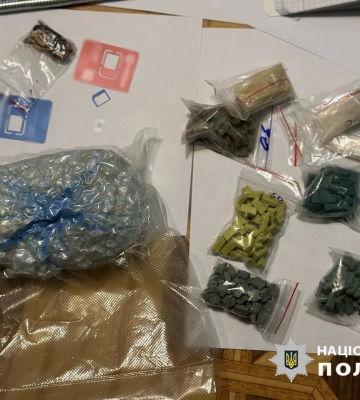 Спільники з Одеської та Кіровоградської областей організували збут наркотиків та психотропів по всій Україні