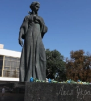 У Луцьку вшанували памʼять Лесі Українки