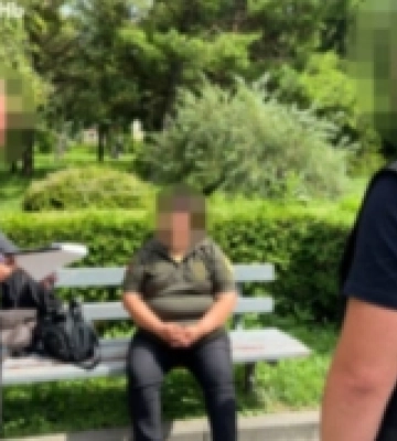 У Рівному жінка намагалася відкупити чотирьох чоловіків, підозрюваних у дезертирстві