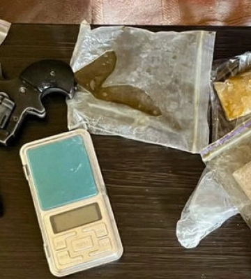 Оперативники ДВБ ліквідували міжрегіональний наркосиндикат зі щомісячним обігом 40 млн грн. ВIДЕО
