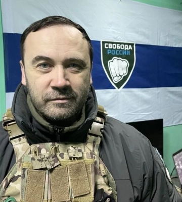 Шахед влетів у будинок російського опозиціонера Пономарьова під Києвом. Він заявляє про замах