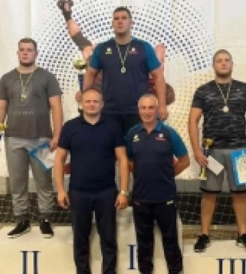 Рівненський борець представить Україну на чемпіонаті світу