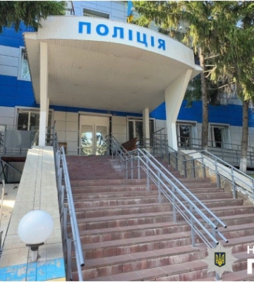 На Полтавщині поліція затримала чоловіка, який хотів зґвалтувати школярку