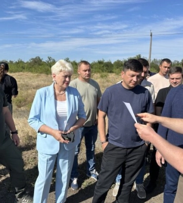 Питна вода та реконструкція аварійних обʼєктів: міністр Стрілець з посадовцями відвідали Дніпропетровщину