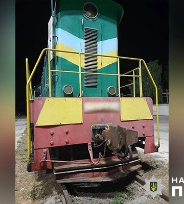 Потяг збив 80-річного чоловіка в Полтаві, коли той переходив через колії