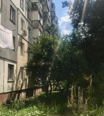 В Житомире 28-летний мужчина выпал из окна многоэтажки