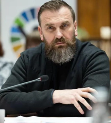 Министр образования сказал, где брать учителей для украинских школ