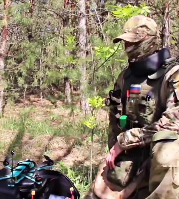 На Херсонщині російські військові атакували з безпілотника дитину та бригаду швидкої допомоги