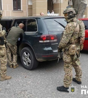На Тернопільщині заґратовано службовців ТЦК за підозрою у корупції, вимаганні та фізичному насильстві