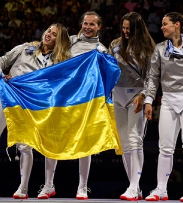 Українські фехтувальниці здобули «золото» на Олімпіаді