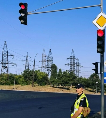 У Запоріжжі встановили новий світлофор біля Арочного моста: карта