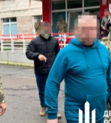 Рівненський воєнком, який вийшов під заставу за побиття підлеглого, допомагав чоловікам ухилятися від мобілізації