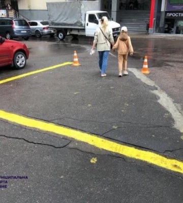 У Рівному на двох вулицях виявили незаконну розмітку