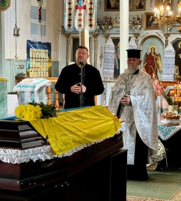 Помер внаслідок захворювання: на Волині попрощалися з Героєм Іваном Котюком
