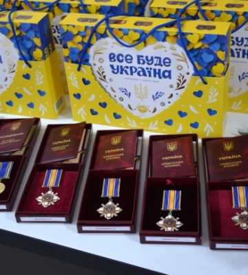 На Дубенщині рідним шести загиблих воїнів вручили їхні державні нагороди (ФОТО)