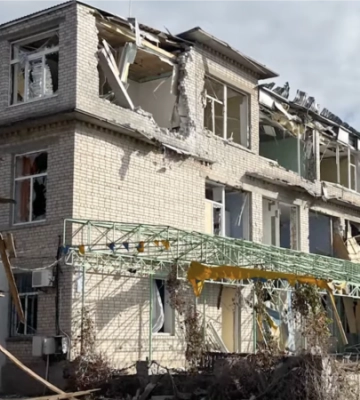 Вночі ворог обстрілював Дніпропетровщину: постраждали молодий чоловік та 70-річна жінка