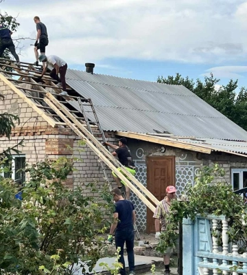 Рівненщина продовжує відновлювати Кочубеївську громаду Херсонщини