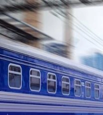 Обстріл залізниці на Полтавщині: 4 потяга досі затримуються