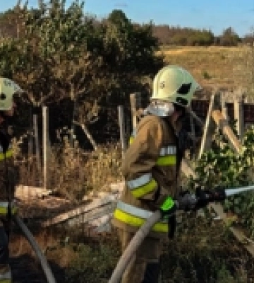 Миколаївські вогнеборці за добу загасили 25 пожеж