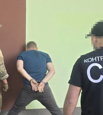 "Полював" на склади ЗСУ у Вінницькій області: СБУ затримала російського агента
