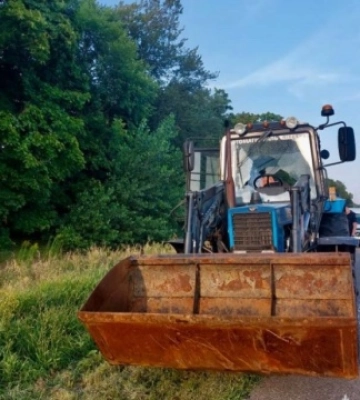 На Київщині трактор підірвався на боєприпасі