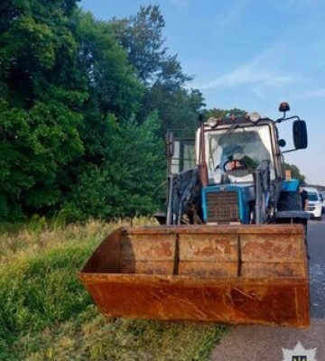 Трактор підірвався на гранаті на Київщині, - Нацполіція. ФОТО