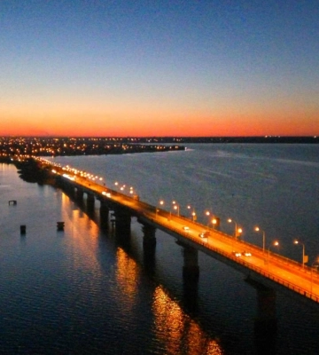 На Варварівському мосту в Миколаєві виділять смугу для реверсивного руху