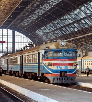 На Дніпропетровщині відновили рух двох популярних електричок