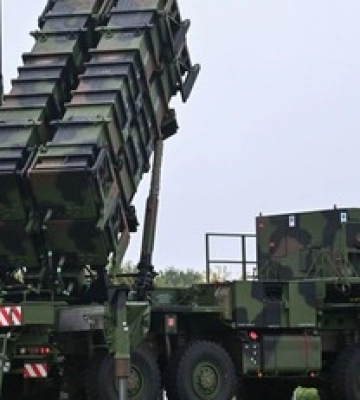 Вночі РФ атакувала Київщину ракетами та шахедами: пошкоджено багатоповерхівку та АЗС