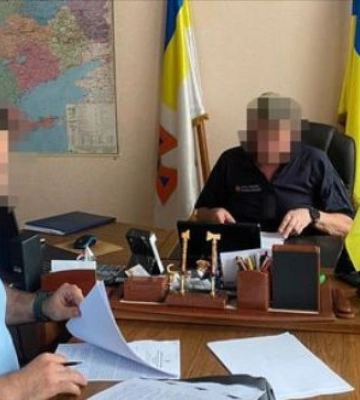 Посадовці ДСНС, які закупили комп’ютери за завищеними цінами, постануть перед судом