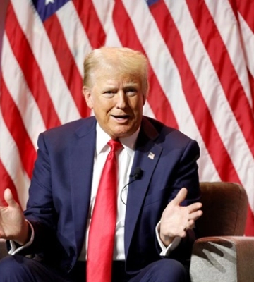 Трамп заявил, что &quot;добьется переговоров&quot; Путина и Зеленского