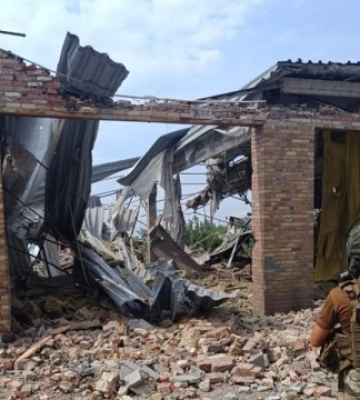 Зранку росіяни обстріляли інфраструктурний об’єкт у Покровському районі, є поранені