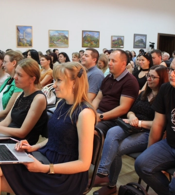 У Берегові розпочалася Закарпатська літня педагогічна академія імені Кельчеї