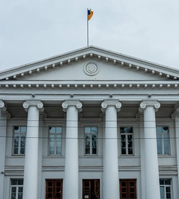 СБУ проводит обыск в мэрии Полтавы из-за закупки дронов для ВСУ, - СМИ. ФОТО
