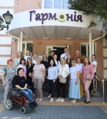Протягом двох днів делегації Львівської та Закарпатської областей знайомилися з роботою центру надання комплексної соціальної&amp;hellip;