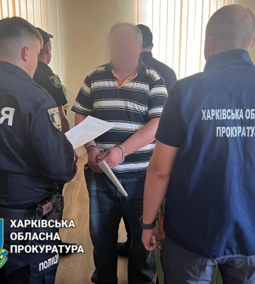 У селищі під Харковом чоловік з автомата розстріляв товаришів по чарці