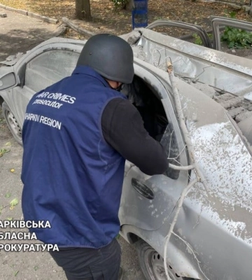 Окупанти завдали удару по центру Харкова: пошкоджено поліклініку, під завалами можуть бути люди