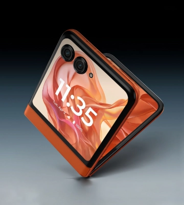 Motorola представила розкладачку Razr 50 з чипом MediaTek Dimensity 7300X, камерою на 50 МП і захистом IPX8 в Україні