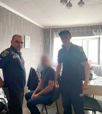 Регулярно оскорблял свою мать: харьковчанину «светит» 2 года тюрьмы